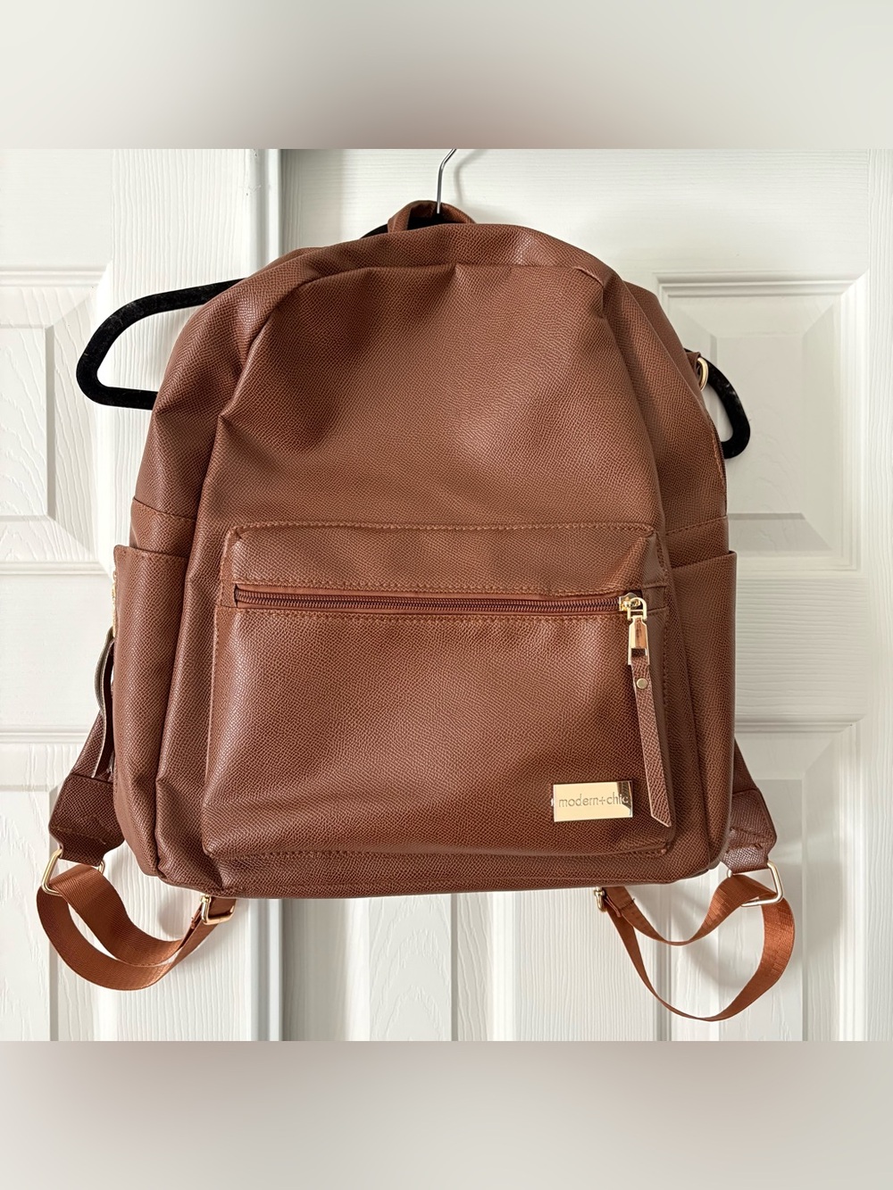 Modern+Chic Sonoma Backpack, Camel